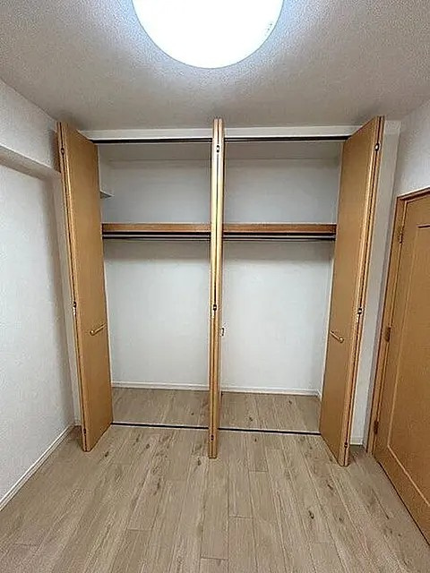 神戸市中央区海岸通５丁目の賃貸マンションの収納