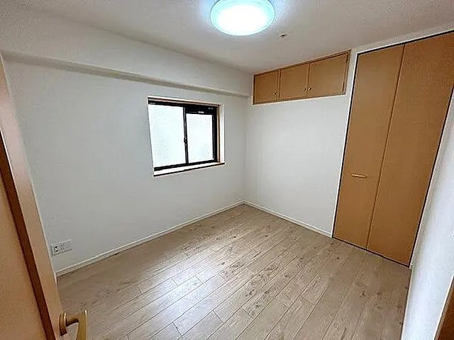 神戸市中央区海岸通５丁目の賃貸マンションの居間・リビング