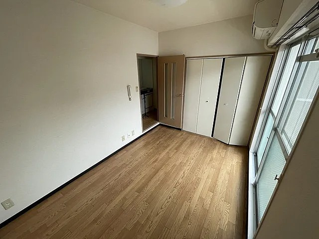 シャルムMITIの居間・リビング