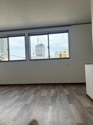 神戸市中央区加納町３丁目の賃貸マンションの居間・リビング