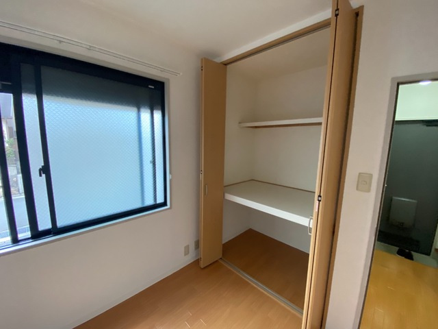 芦屋市清水町のアパートの収納
