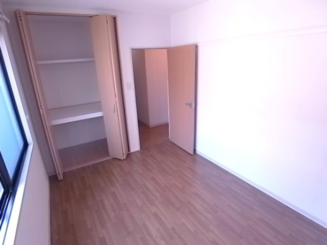 芦屋市清水町のアパートの居間・リビング