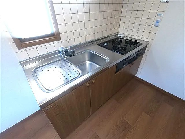 神戸市東灘区御影中町６丁目のアパートのキッチン