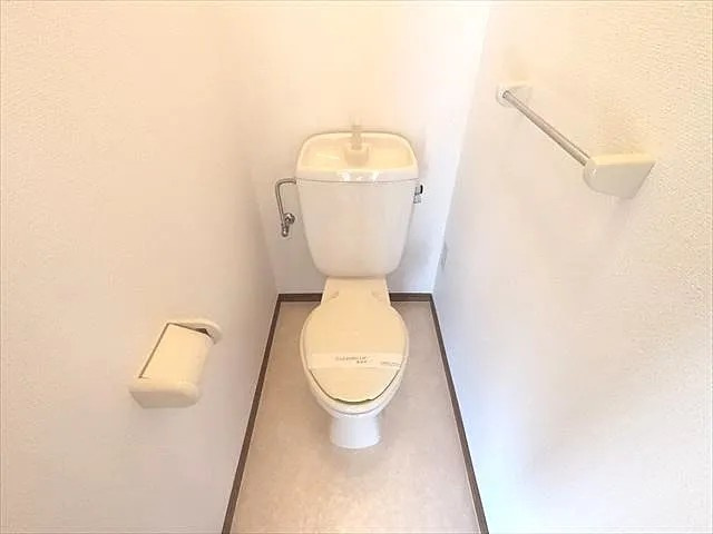 神戸市東灘区御影中町６丁目のアパートのトイレ