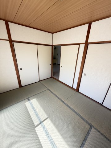 神戸市灘区岩屋北町５丁目の賃貸マンションの居間・リビング