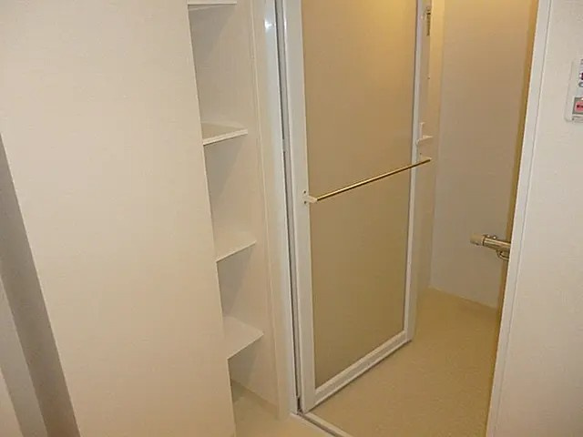 西宮市大屋町の賃貸マンションの洗面所
