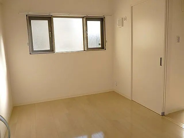 西宮市大屋町の賃貸マンションの居間・リビング