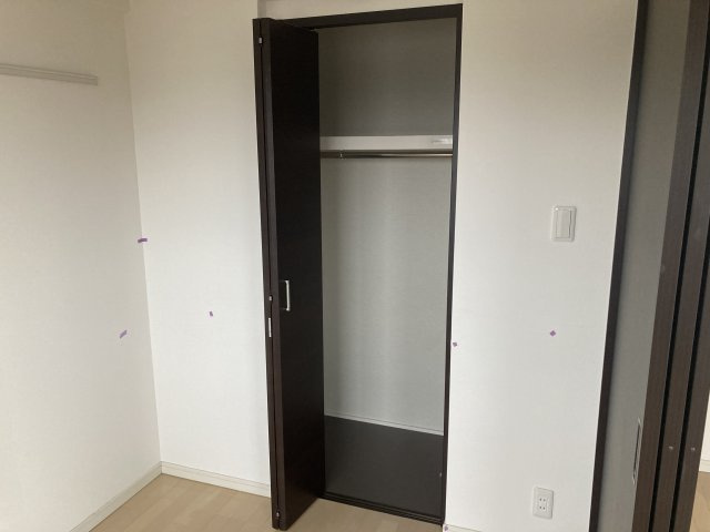 西宮市上大市１丁目の賃貸マンションの収納