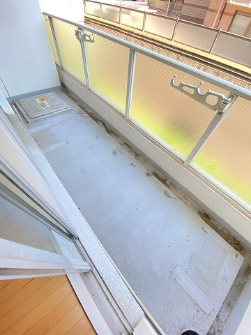 西宮市名次町の賃貸マンションのバルコニー