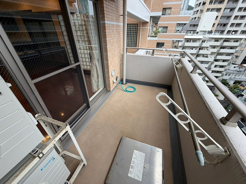 神戸市中央区北野町１丁目の賃貸マンションのバルコニー