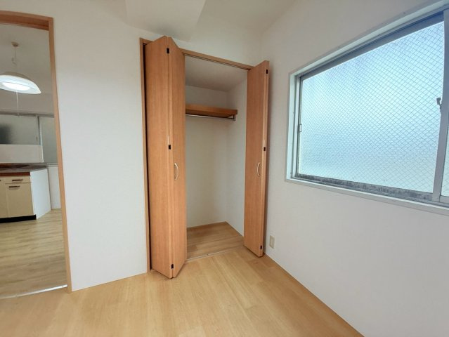 神戸市灘区城内通２丁目の賃貸マンションの収納