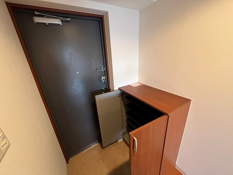 神戸市灘区都通２丁目の賃貸マンションの玄関