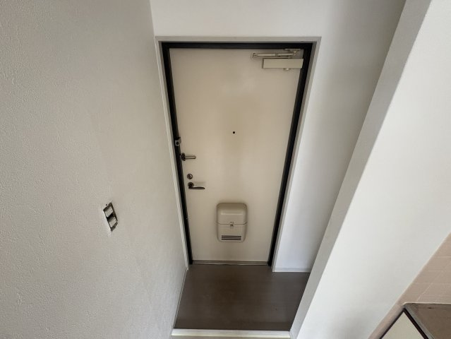 タカラマンションの玄関