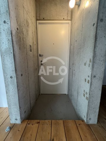 レキシントン・スクエア北堀江の玄関|レキシントン・スクエア北堀江　玄関