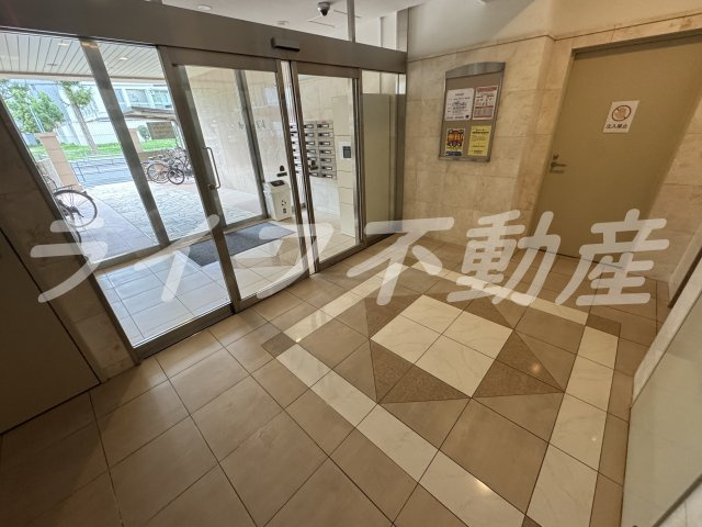 アマービレ玉造のロビー|ゆとりのあるロビーです
