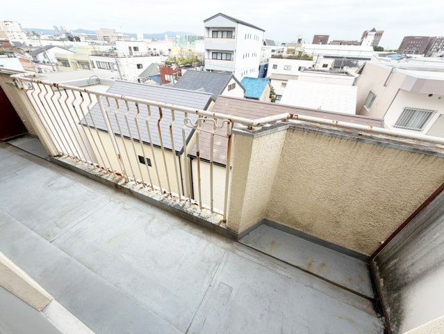 RIZEONE上新庄のバルコニー