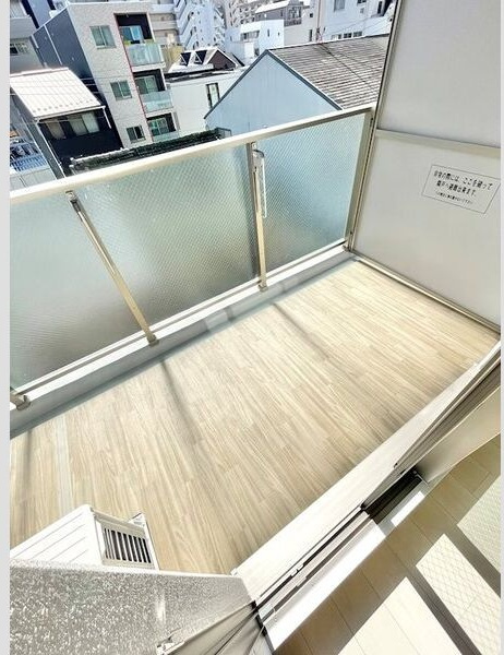 エスリード泉 外堀通のバルコニー