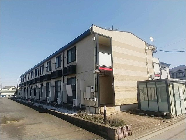レオパレス鈴蘭の外観