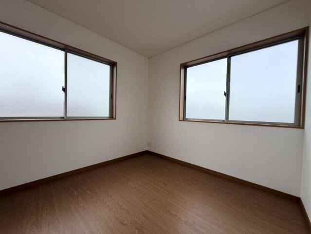 【中古戸建】岡山市北区中山道2丁目の洋室