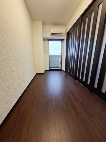 プレジオ西宮北口の洋室