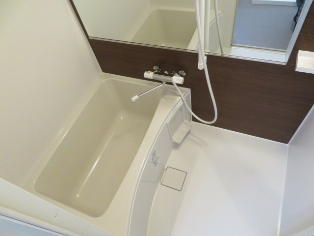 トレセルペンティの浴室