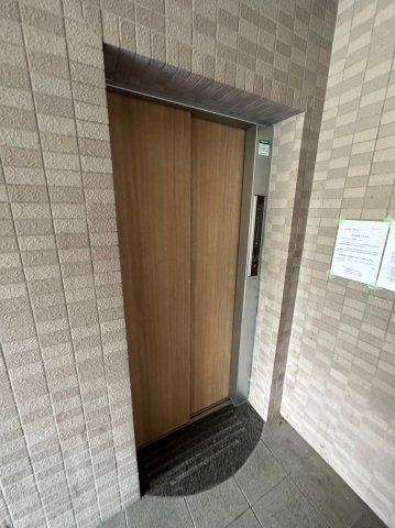 フレックス上豊田の玄関