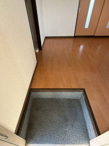 タウニー柿本のエントランス