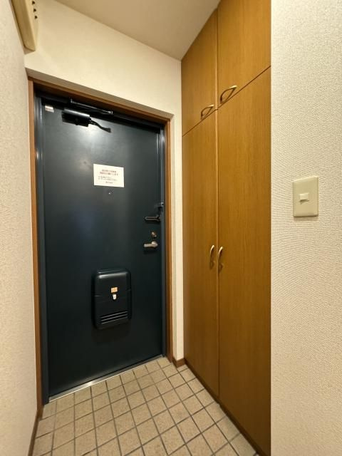 シレンシオ　パティオの玄関