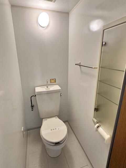 ロイヤルプラザゆたか弐番館のトイレ