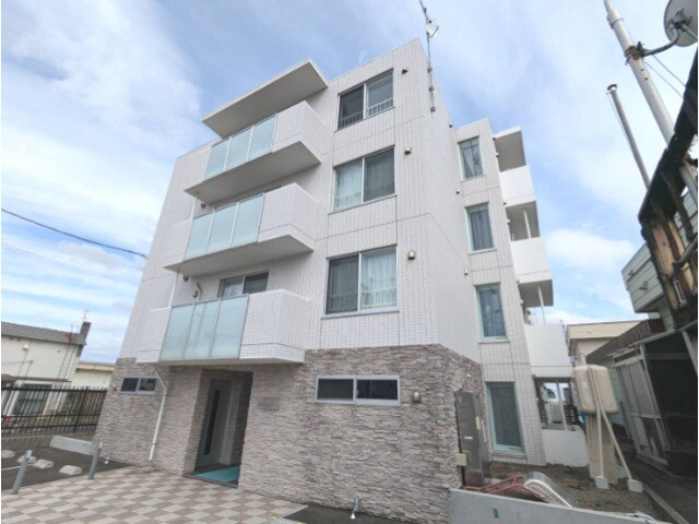 リベルティ西岡