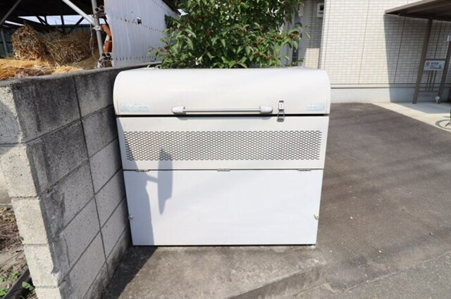 シェルピースのその他|ゴミ置場