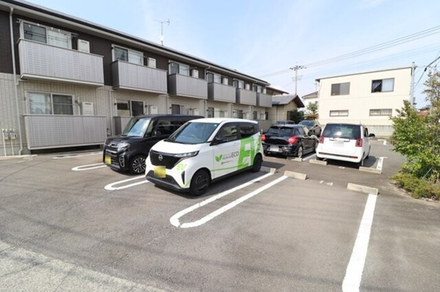 シェルピースの駐車場|駐車場