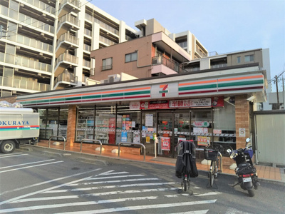 セブンイレブン葛飾青戸５丁目店まで170ｍ