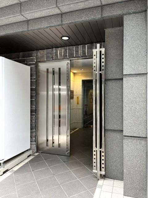 アーバイル日本橋小伝馬町のエントランス