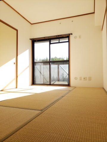 アーバンドエル大曽根東の和室