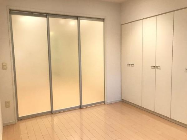 Ｂｒｉｌｌｉａ　ｉｓｔ　三軒茶屋　アイビーテラスの居間・リビング