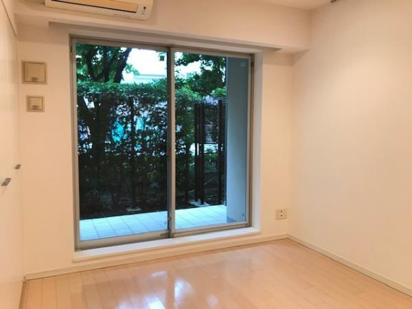 Ｂｒｉｌｌｉａ　ｉｓｔ　三軒茶屋　アイビーテラスの居間・リビング
