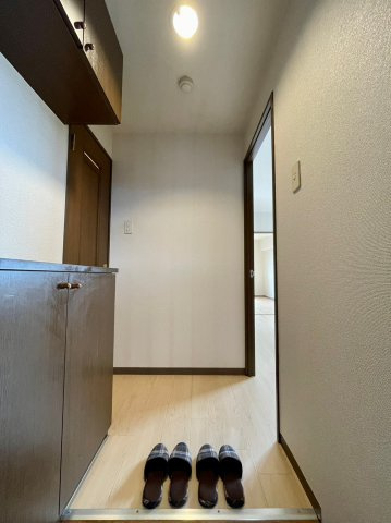 アステイオスの玄関|落ち着いた玄関です