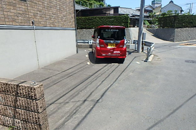 敷地内駐車場／要空確認