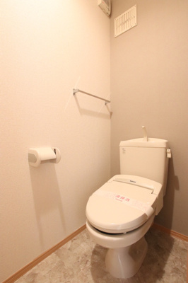 温水洗浄便座付きです