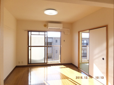 別室参考写真　照明は設備ではありません