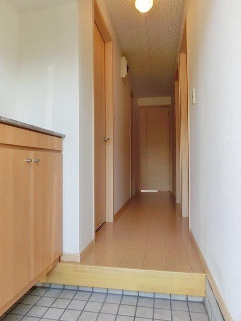 マンションローレルの玄関