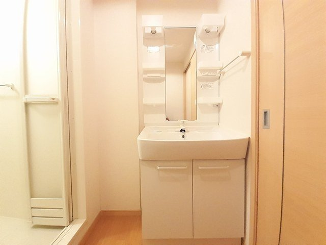 ロコモーション・Ｍの洗面所|洗面所です