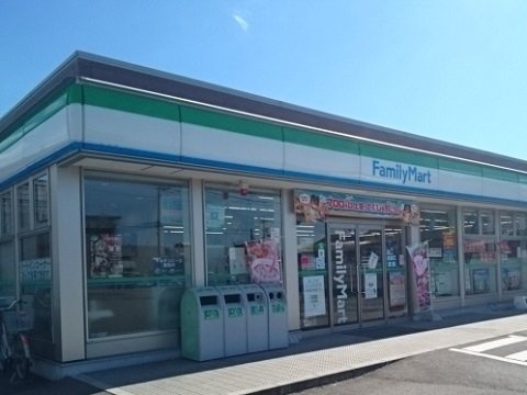 ヴァン・グラースⅡの周辺|ファミリーマート富山中田店まで1500m