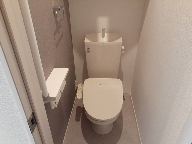 イデアールⅡのトイレ|ゆったりとした空間のトイレです