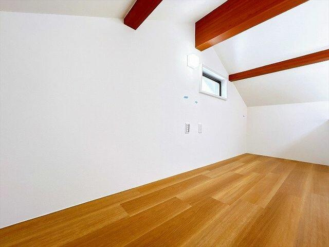 浜松市中央区坪井町の中古一戸建|２階北洋室＿ロフト