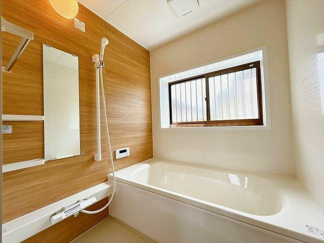 浜松市中央区坪井町の中古一戸建|浴室