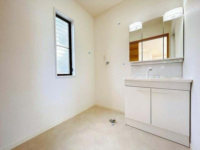 浜松市中央区坪井町の中古一戸建|洗面脱衣所