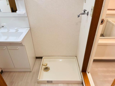 【その他】 | ロイヤルハイツⅠ | 洗濯機置場