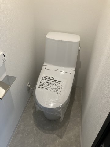 MAXIV立川のトイレ|落ち着いた色調のトイレです